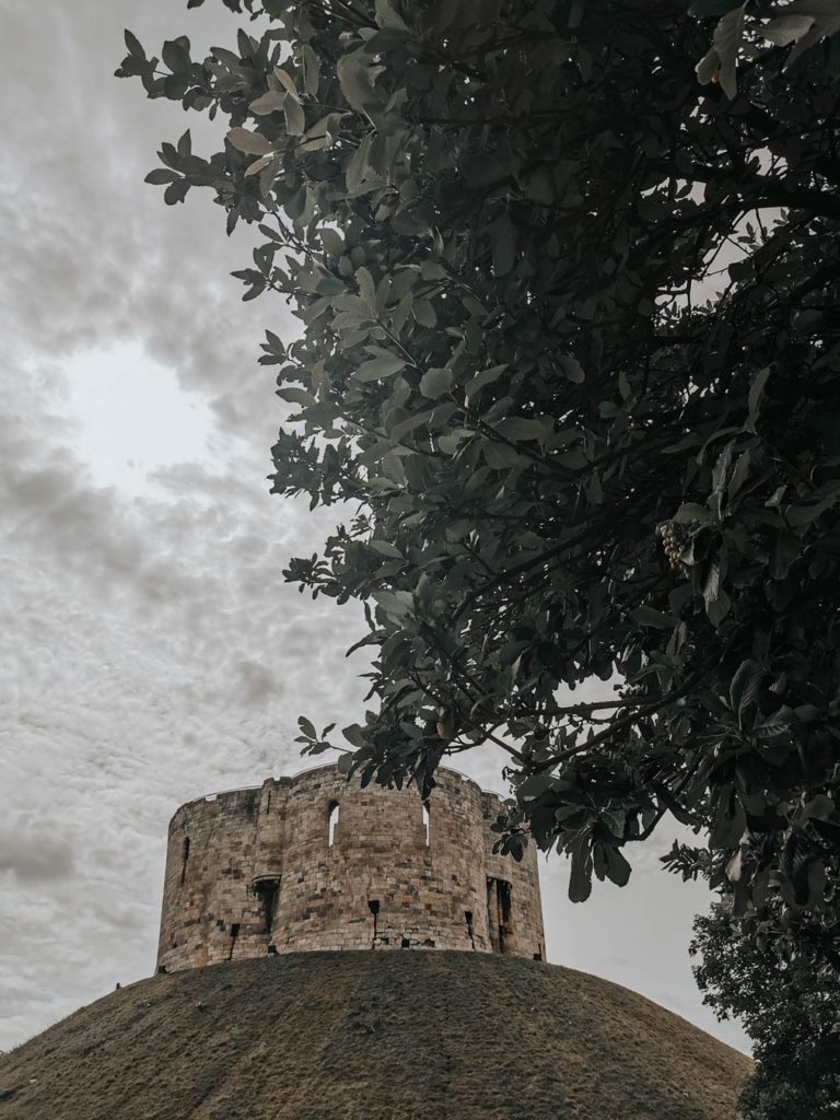 cliffords-tower