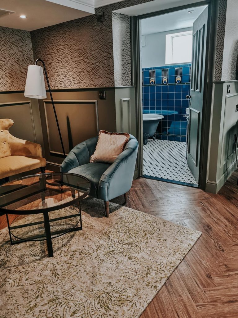 hotel-review