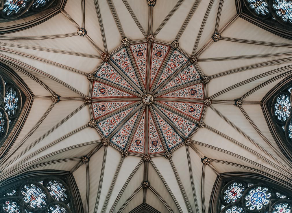 instagram-spots-in-york-minster-interiors