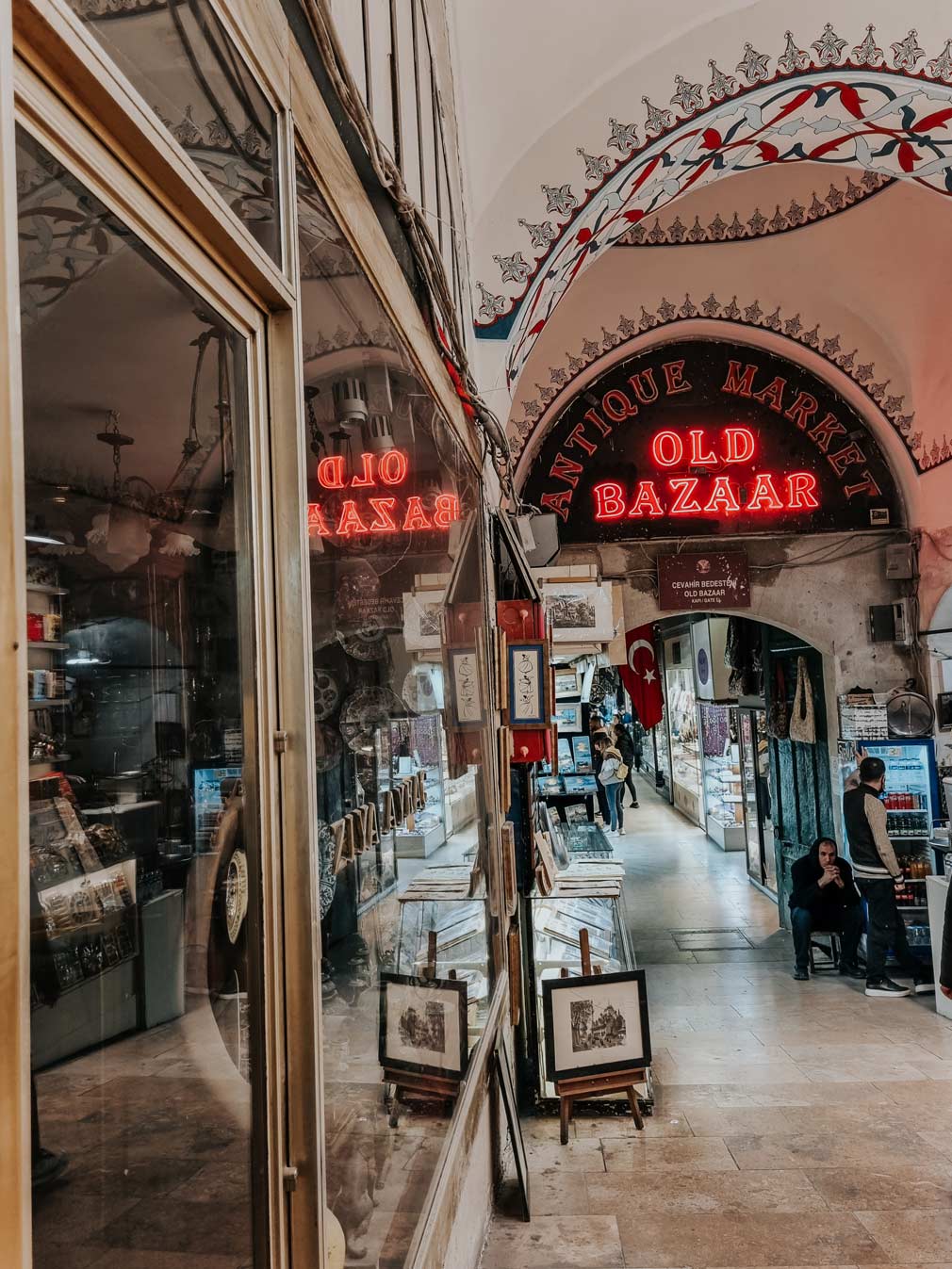 antiques-market-grand-bazaar