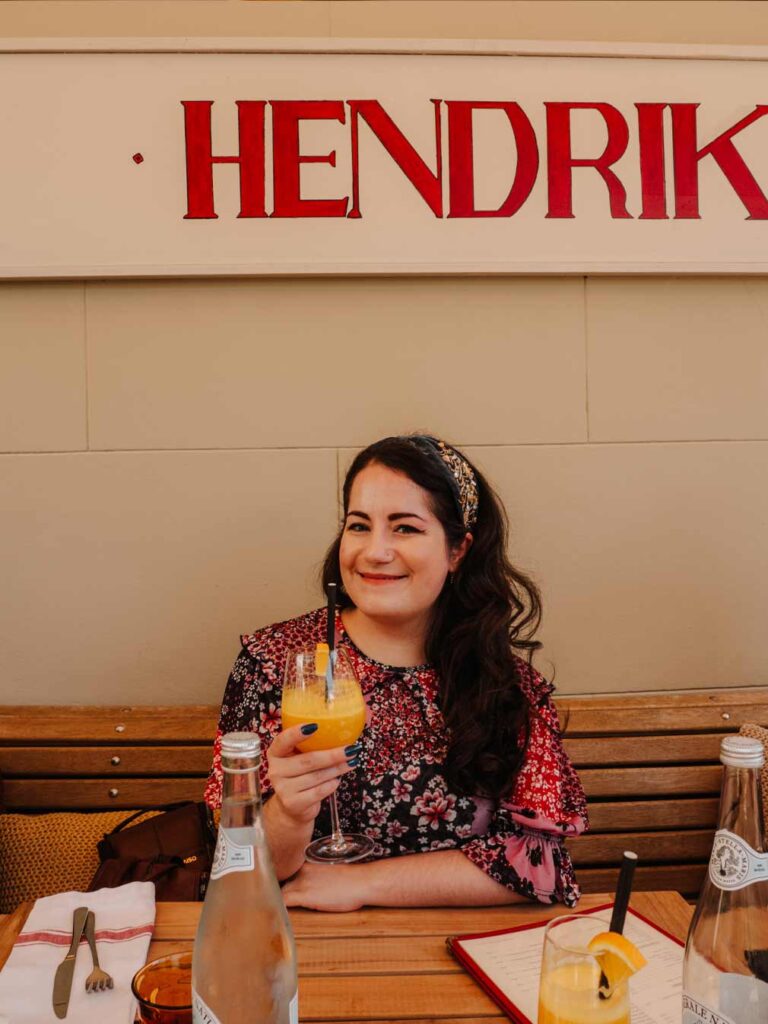 dining at restaurant hendrik in vreeland