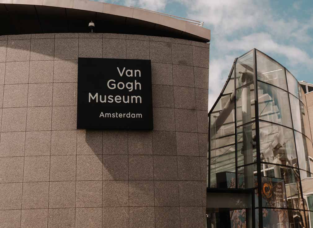 van-gogh-museum-in-museumplein-amsterdam