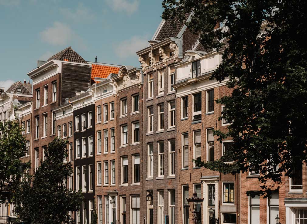 crooked architecture in the netherlands
